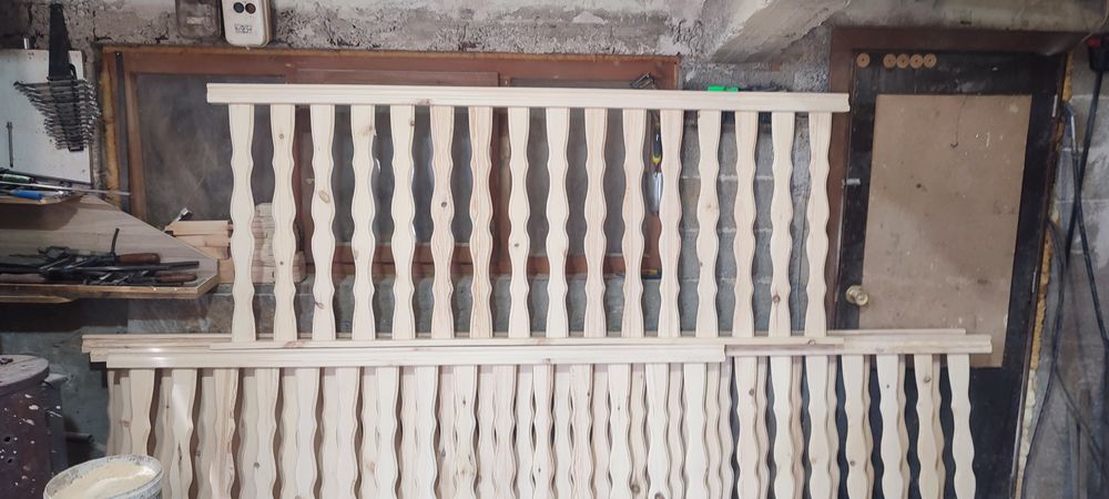 Дървен парапет от масив