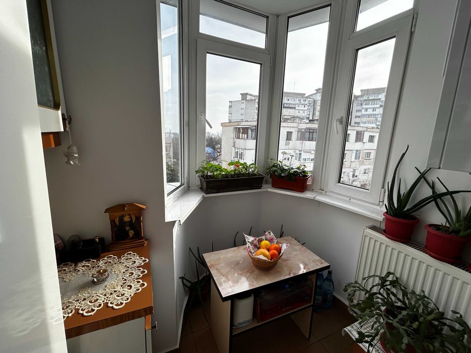 Apartament 2 camere decomandat, Micro 17