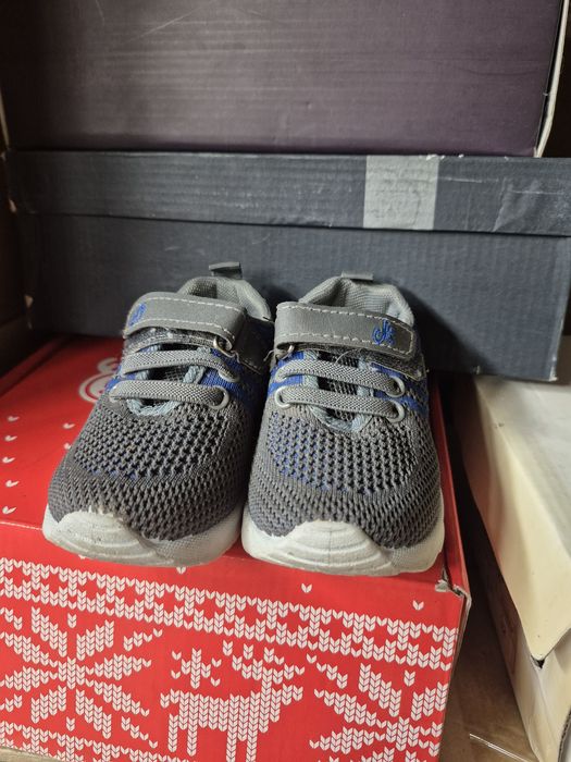 Кроссовки для мальчика