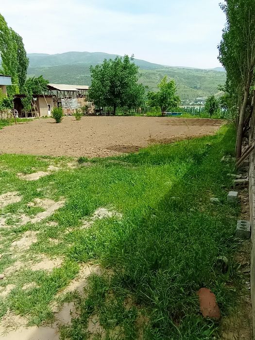 Продается дом с земльным участком все документы в порядке срочно