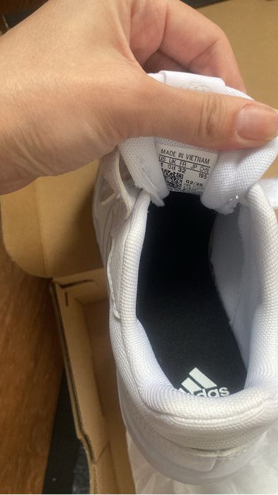 Кросовки адидас оригинал