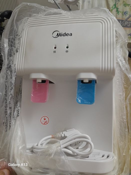 Настольный кулер для воды Midea