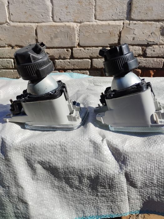 Продам фары гольф 3