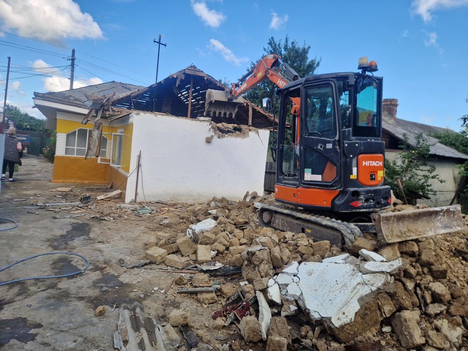 Excavari Demolari  Balastru,Nisip
