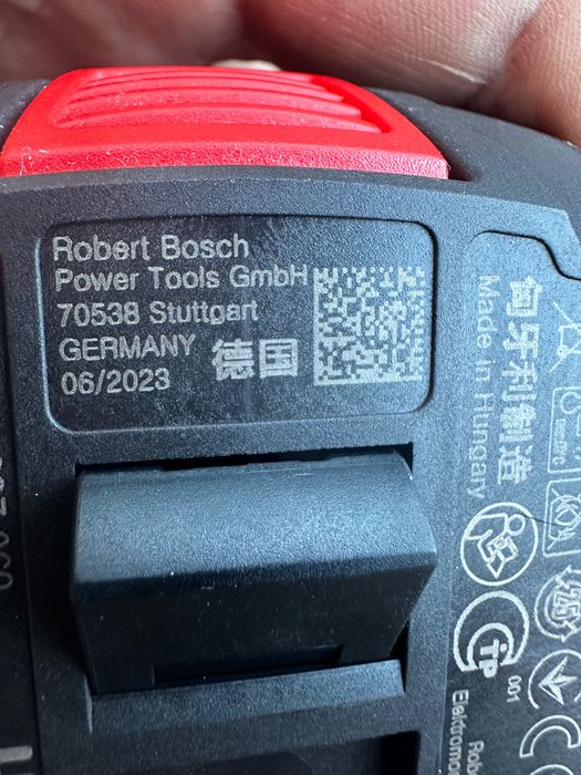 Винтоверт Bosch 18v 5am батерия