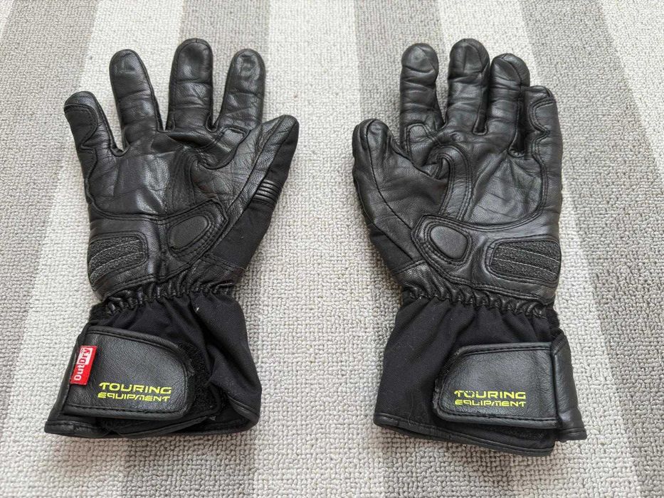 Vanucci - manusi moto