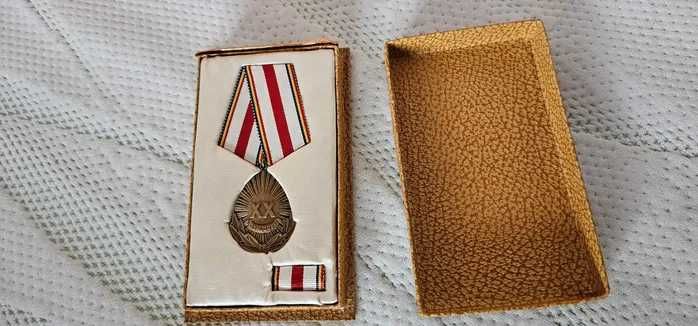 medalii  epoca comunista diverse modele