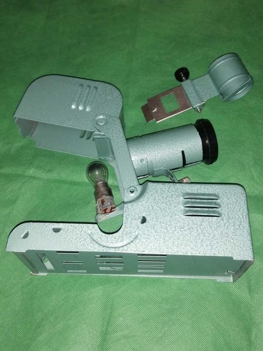 Филмчета и прожекционен апарат от соца