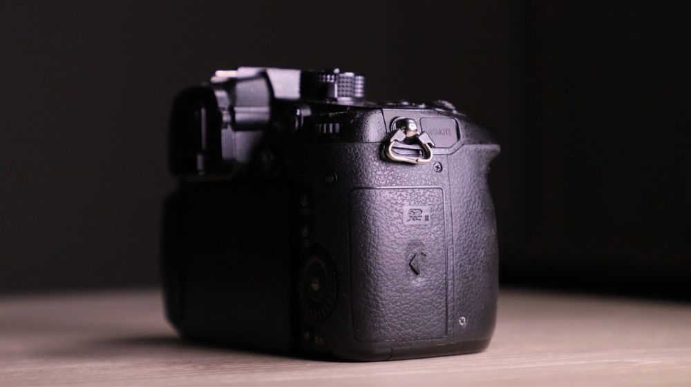 Panasonic GH5 продам
