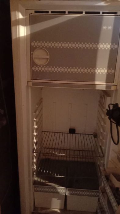 Холодильник сатылады тоңазытқыш