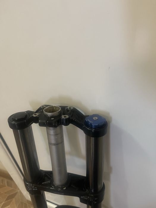 Вилка за колело rock shox domain 2017 27,5