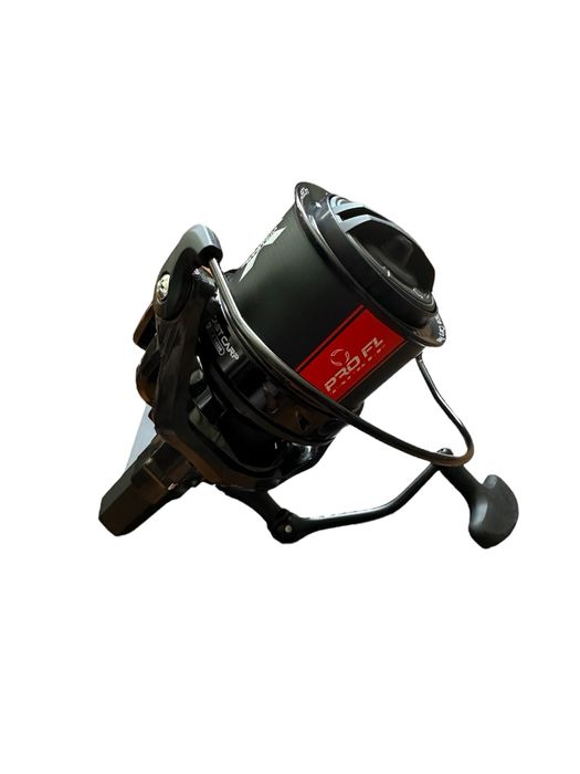 Макара PRO FL Ultra Cast Carbon 14 000