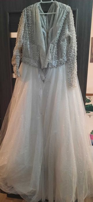 Vand rochie de mireasa purtata o singura data