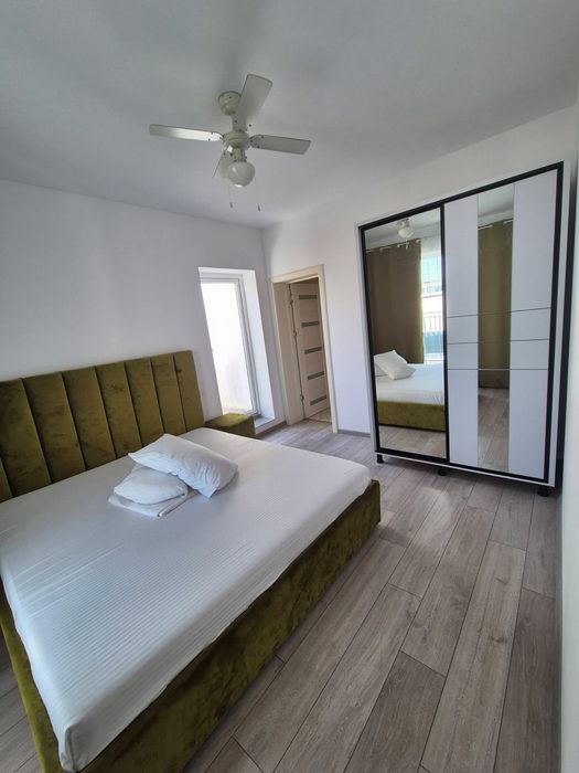 DE ÎNCHIRIAT – Apartament 3 camere +terasa privata in Mamaia Nord