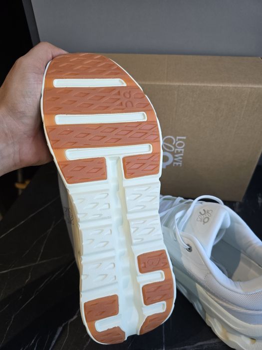 On Cloud Running X Loewe 44 si 45 noi!