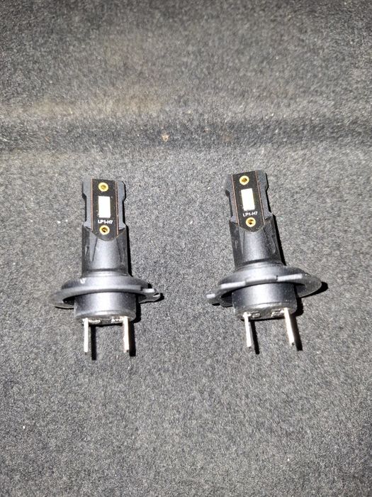 LED крушки за автомобил  H7