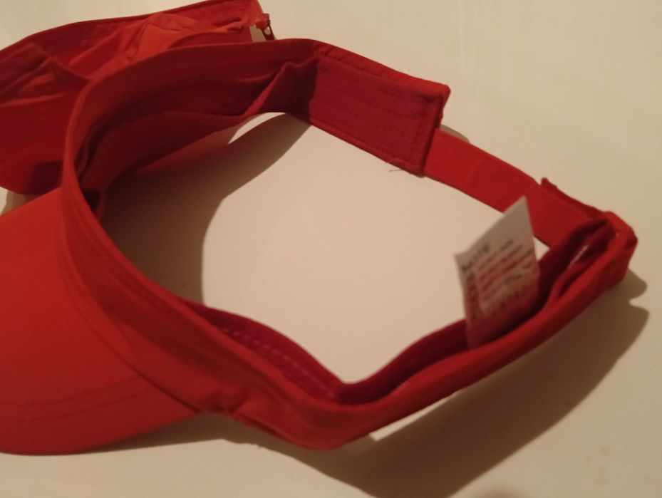 Șapcă roșie unisex