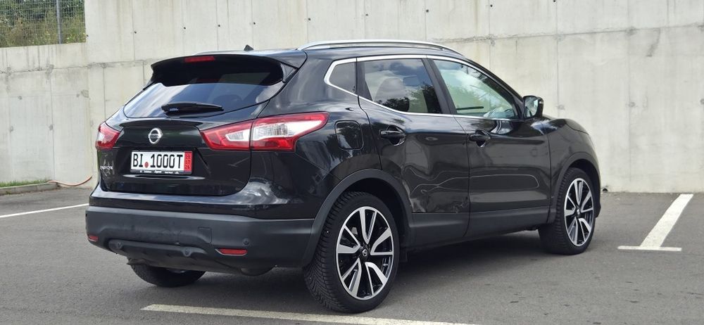 Nissan Qashqai 1.6DCI 131CP Automat Piele Panoramic Distronic Lane Side Asisst Navi Cameră 360°