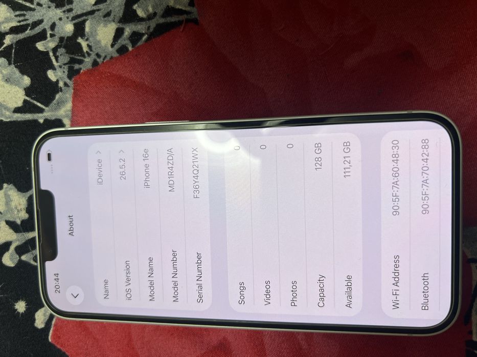 iphone 16 E (128 gb ) MDM