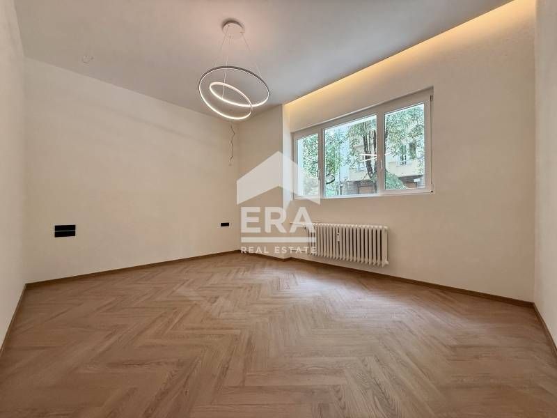 Южен двустаен апартамент завършен "до ключ" на улица „Бузлуджа“