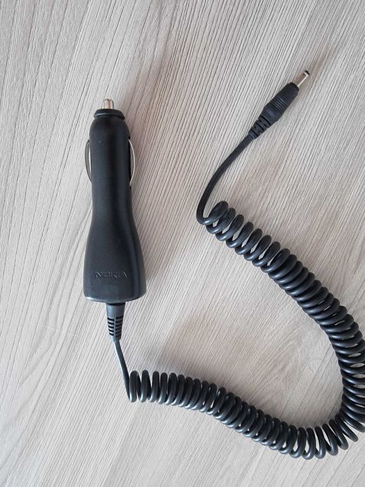 Зарядка автомобильная NOKIA