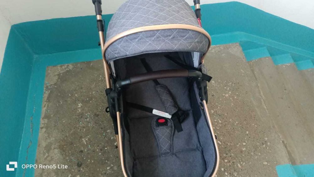 Продам детскую, прогулочную коляска.