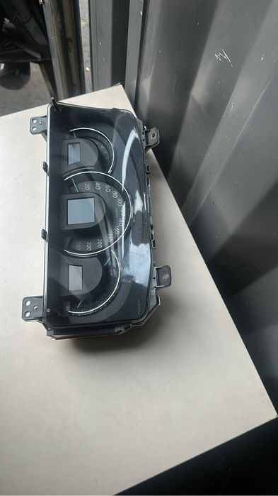 Шиток прибор на Камри 50 европа