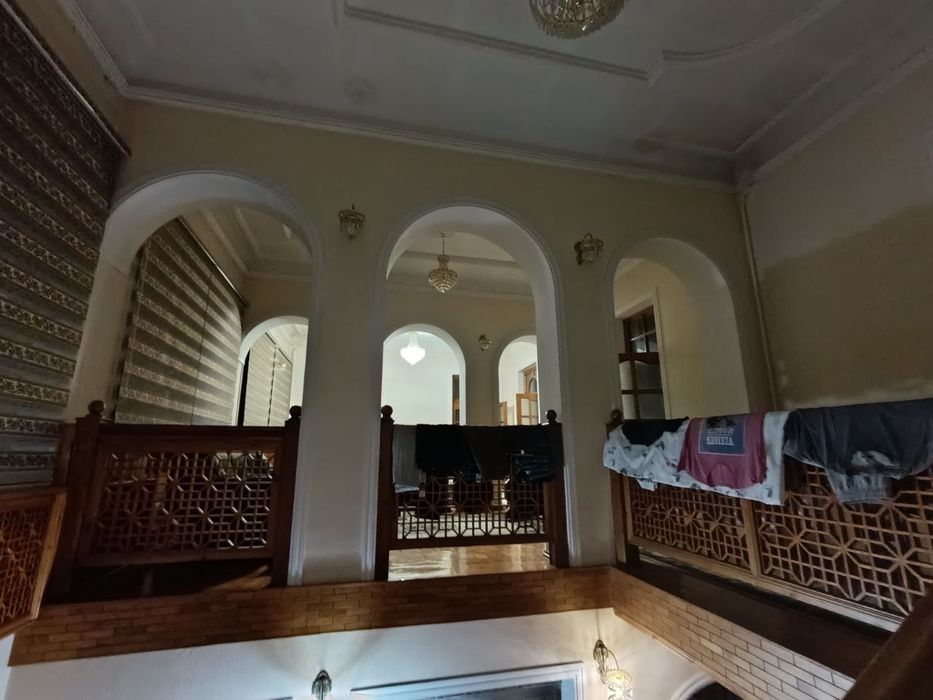Srochna uy sotiladi Kotta qani
