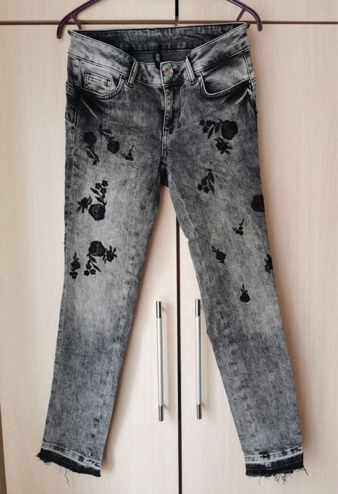 Дамски якета и блузи - нови и като нови