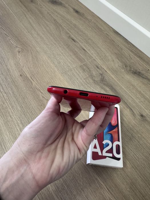 Телевн samsung galaxy A20