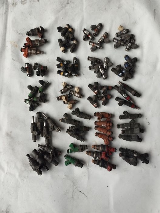 BMW e87 e46 e90 x3 e83 z4 e85 z3 e36 форсунка топливная б/у оригинал