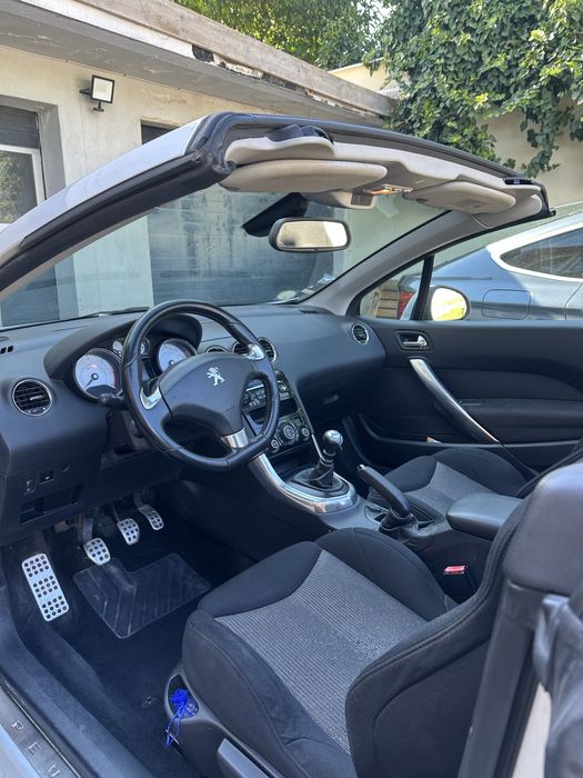 Peugeot 308 CC 2013