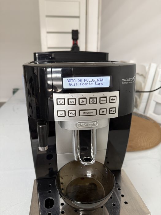 Esspresor delonghi magnifica S