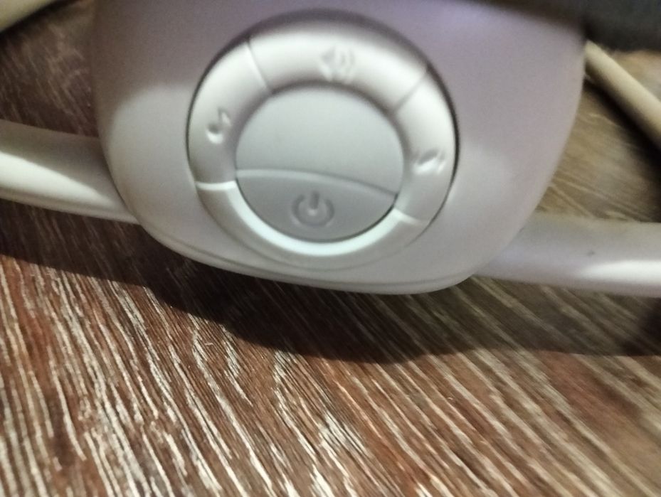 Продам качелю и шезлонг