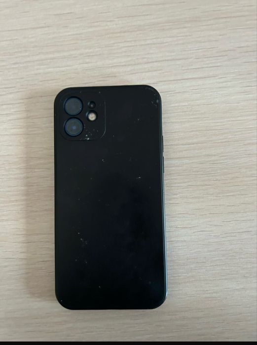 Vand Iphone 12 in stare perfecta