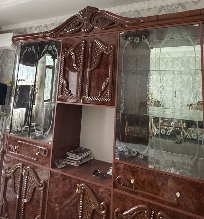 Mebel Stenka Sotiladi Srochno!!!