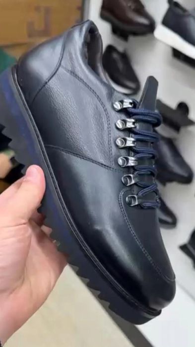 Кроссовки последня пара Скидка