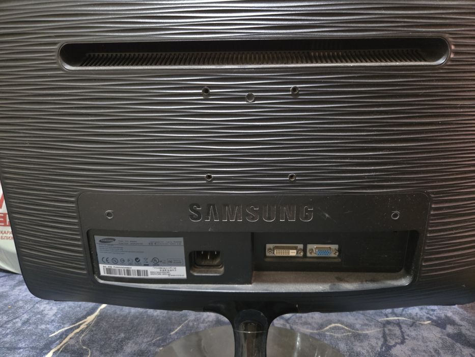 Продам монитор Samsung