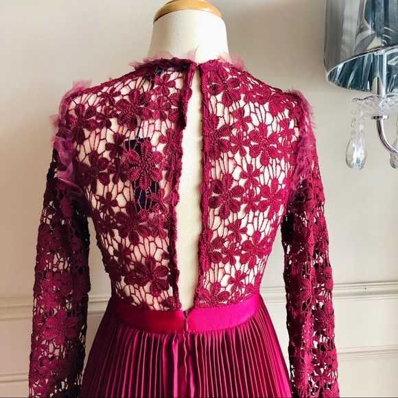 Romeo & Juliet / Червена рокля Официална рокля