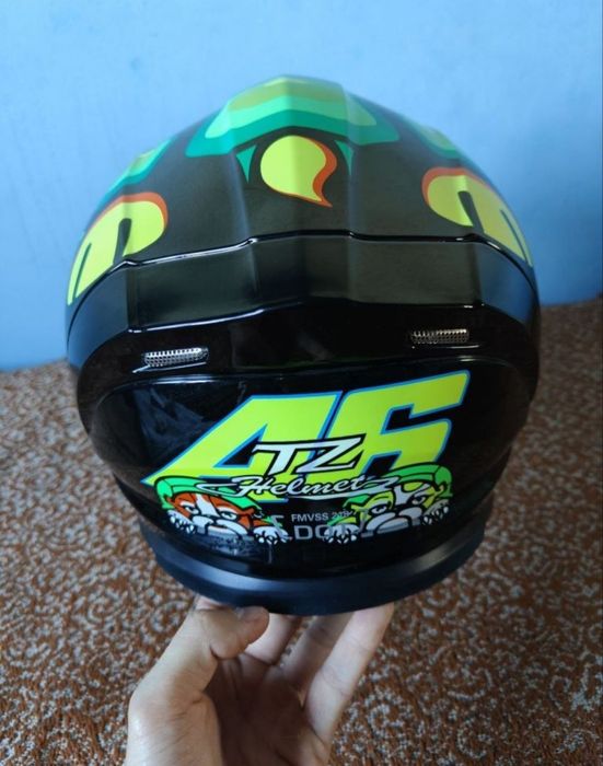 Мотоциклетный шлем