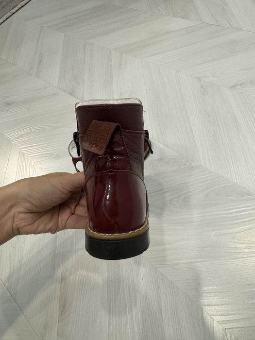 Зимние сапожки для девочки