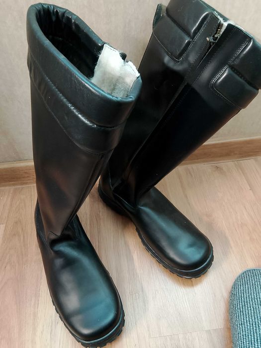 Нови мъжки ботуши от естествена кожа на "Кристиан шууз" гр. Габрово