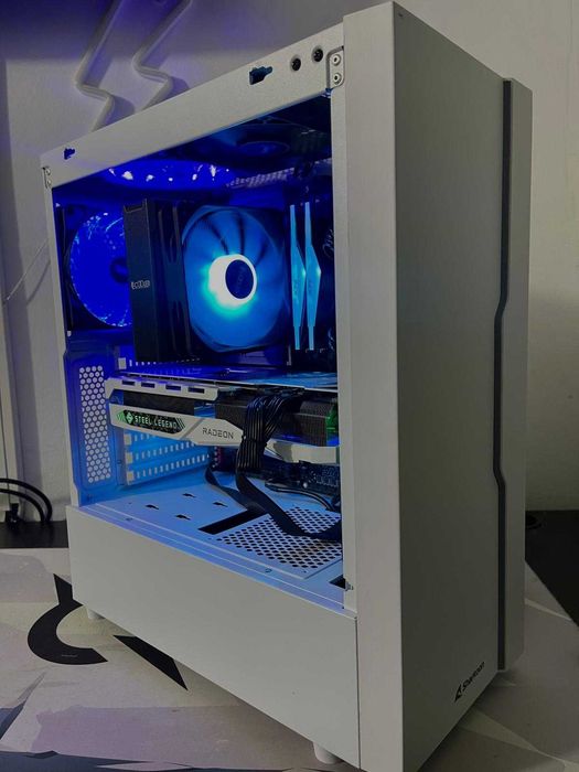 Vând un set excelent: Intel i7-12700kf cu rx7800xt  la preț avantajos!