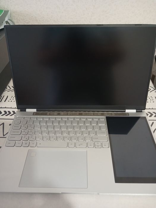 Ноутбук б/у отличном состоянии