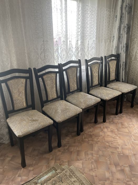 Продам стол со стульями