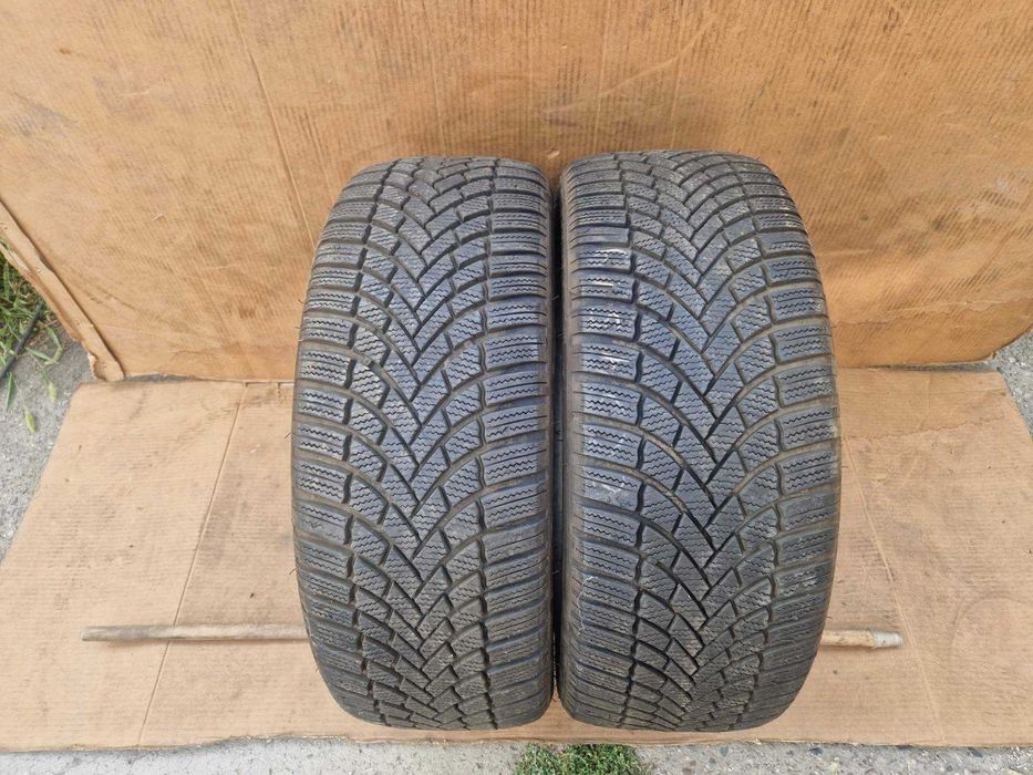 2 Bridgestone R19 225/45 Зимни гуми  DOT3122