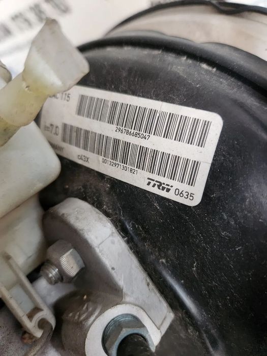Pompa Frana Cu Tulumba Bmw Seria 7 F01 F02 F03 F04 3.0 D Pompa Servofrana Bmw F01 F02 F03 F04 Volan