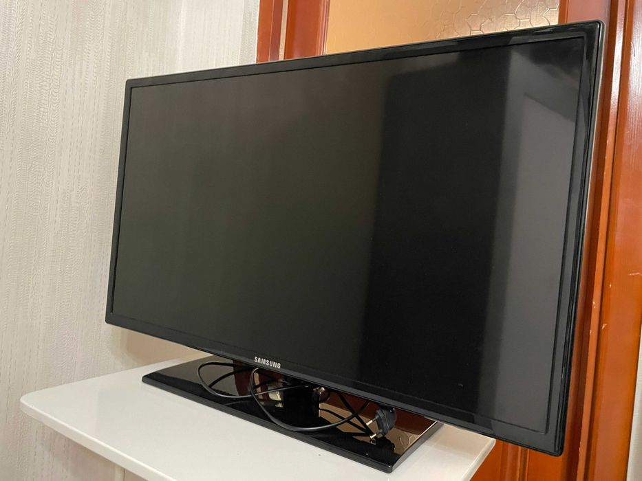 Телевизор Samsung 32' диагональ