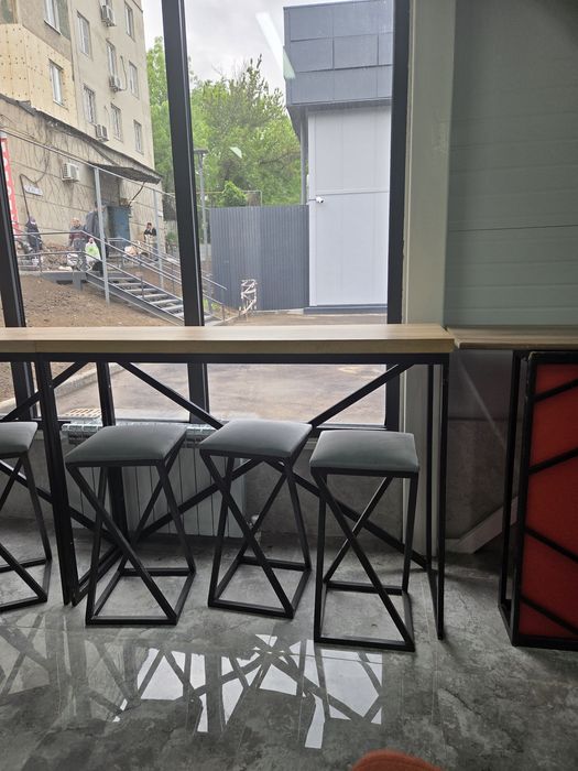 Бар и барная стойка