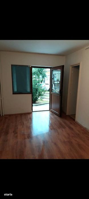 Spatiu comercial Parter 25mp Piata Mihai Viteazu